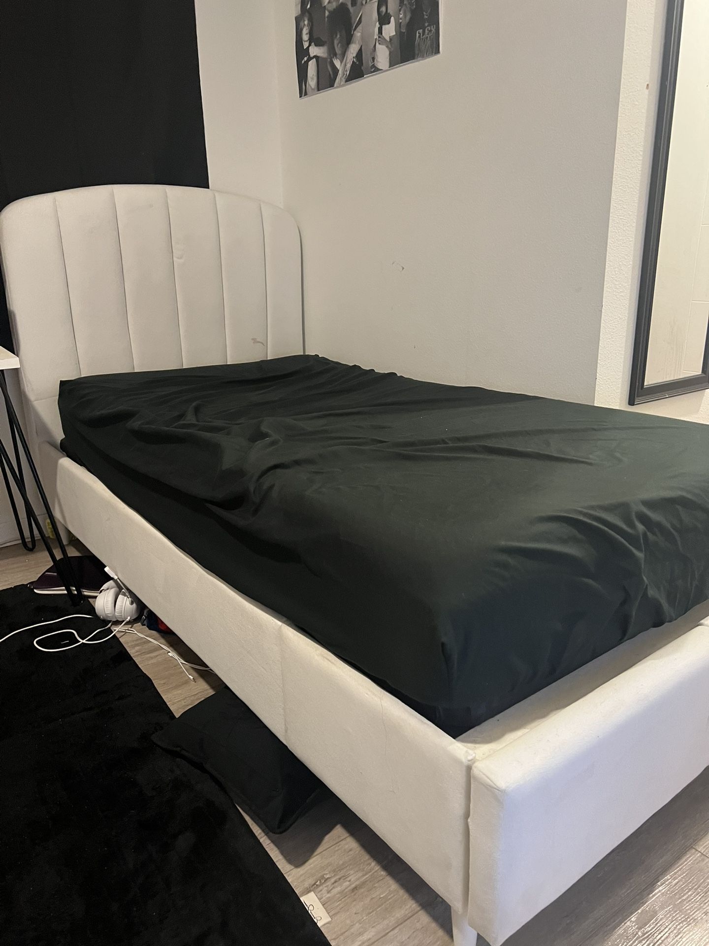 TWIN XL BED (will clean)