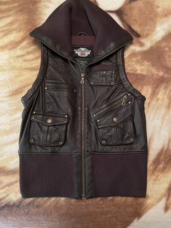Harley Davidson Leather vest/Small/Never Worn. $30.00