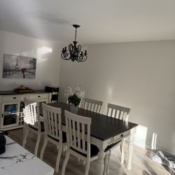 Dinningroom Set For Sale 