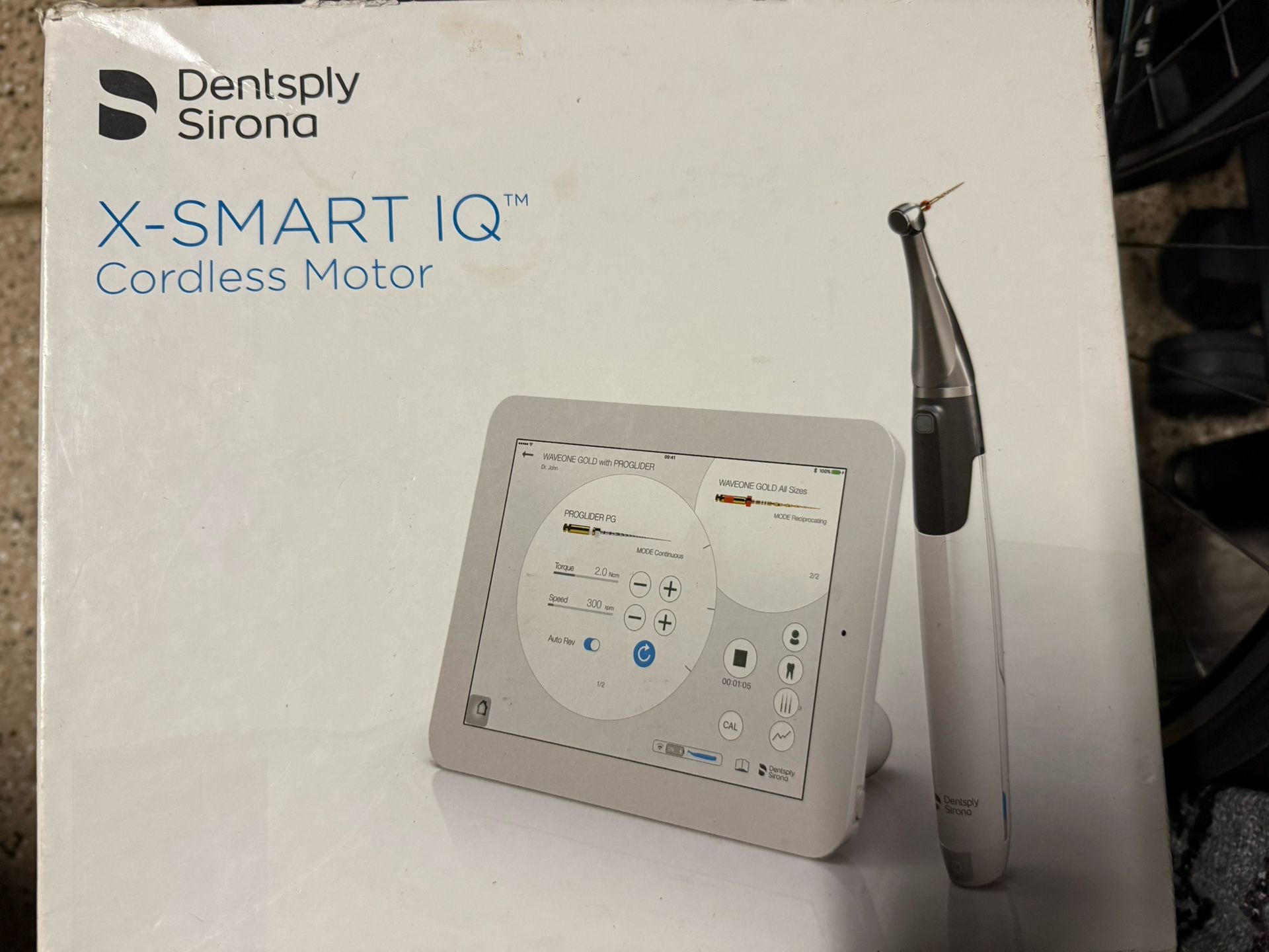 Dental Dentsply Wireless Endo Handpiece With iPad