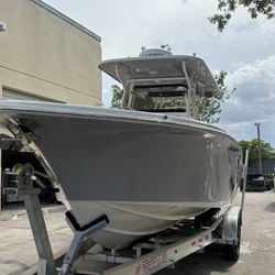 2025 Key West 291 FS Fully Loaded | Twin Yamaha 300s | 22 Hours |  New
