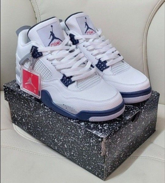 Jordan 4 Retro 