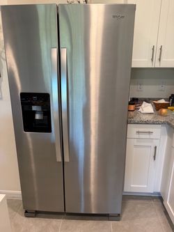 Whirlpool Refrigerator WRS335SDHM07