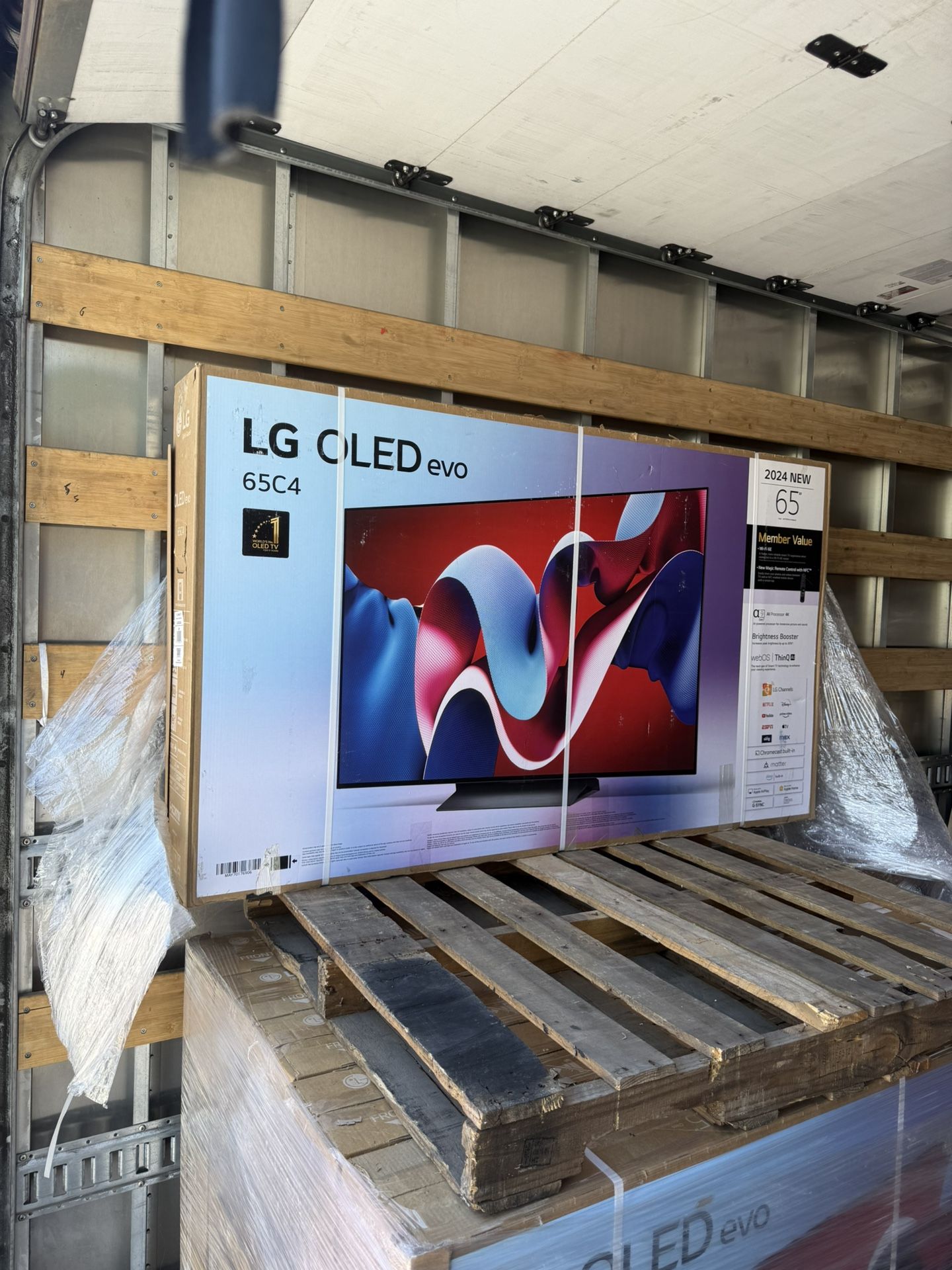 65” LG OLED C4 4K SMART TV