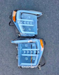 21-23 Ford F150 Full LED Switchback Sequential Signal Projector Headlight
Luces Micas Calaveras Faros Faroles Focos Headlamps