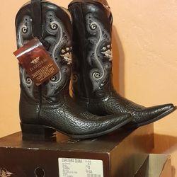 $55!size 8, PICK UP ONLY.,SUN VALLEY 91352.