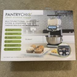 Pantry Storage System 