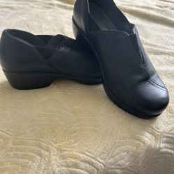 Dansko Clogs Size 39