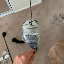 Cleveland Mashie Hybrid. 2hy