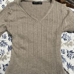 Beige V-Neck Long Sleeve