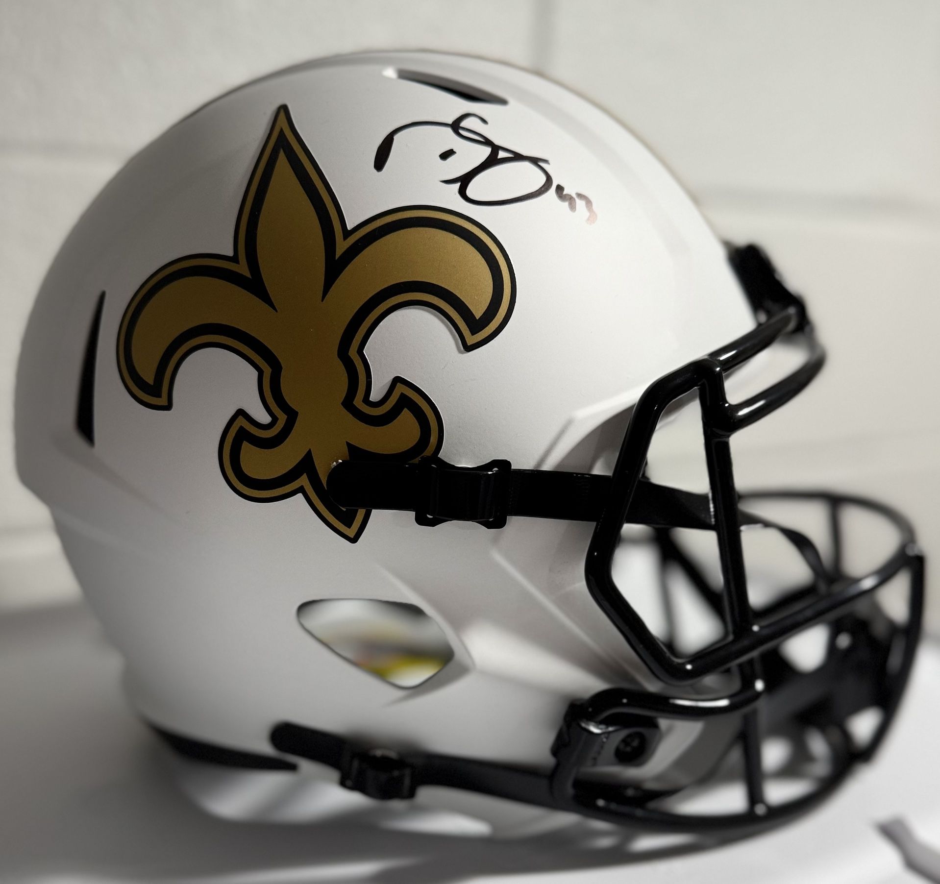 Darren Sproles Auto Full Sized Saints Lunar Eclipse Replica Speed Helmet w/COA