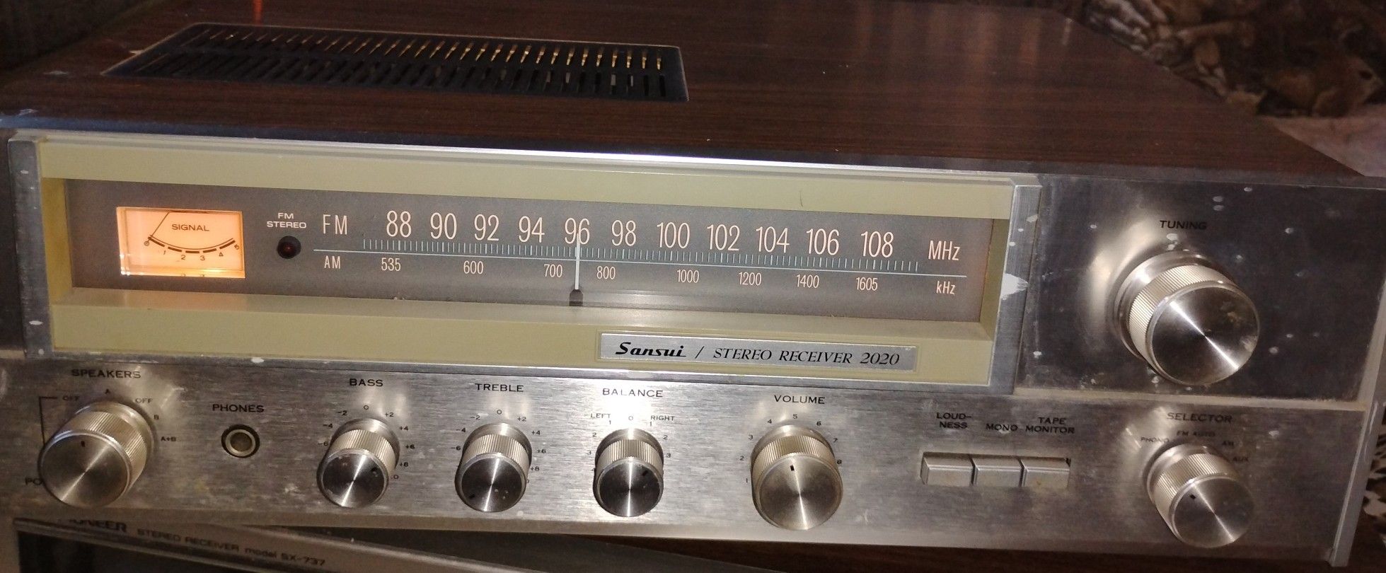Vintage Sansui 2020 Stereo Receiver