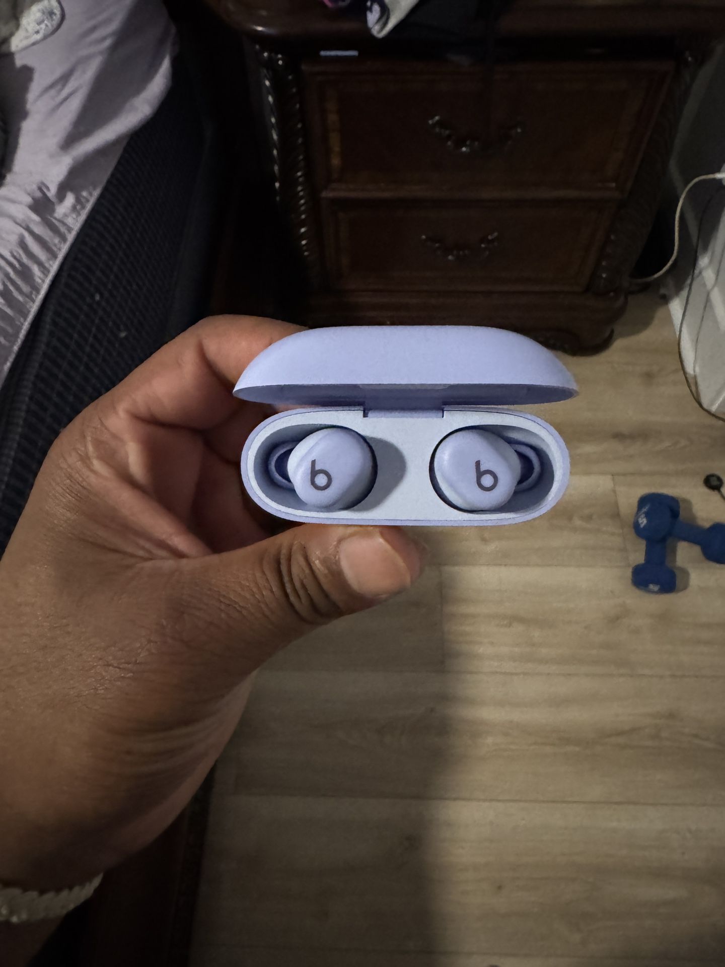 Beats Solo buds