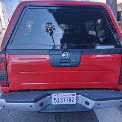 Nissan Frontier 2002. 