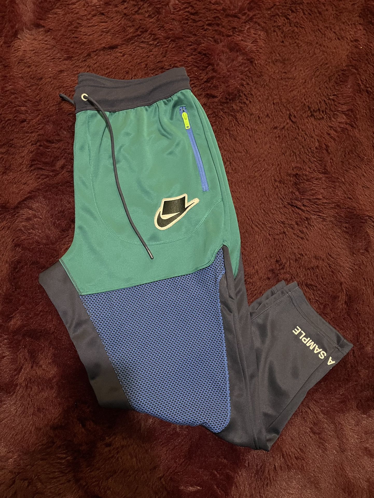 Nike ‘Not A Sample’ Sweatpants Mens XXL