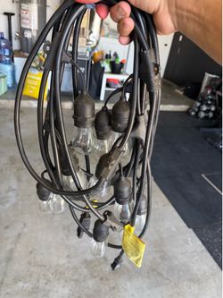 Patio lights (25ft)