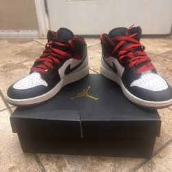 Air Jordan 1 Highs, 5.5