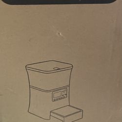 Automatic Pet Feeder