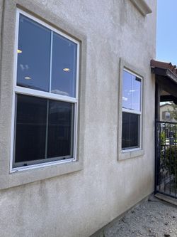 Mosquiteros En Buen Estado De Ventanas Y Puerta 