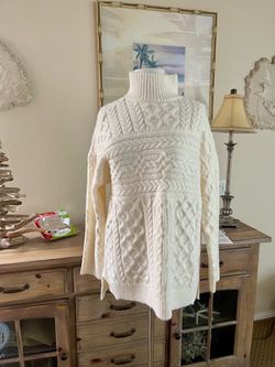 Women's Knit Sweaters - Abercrombie, Free People