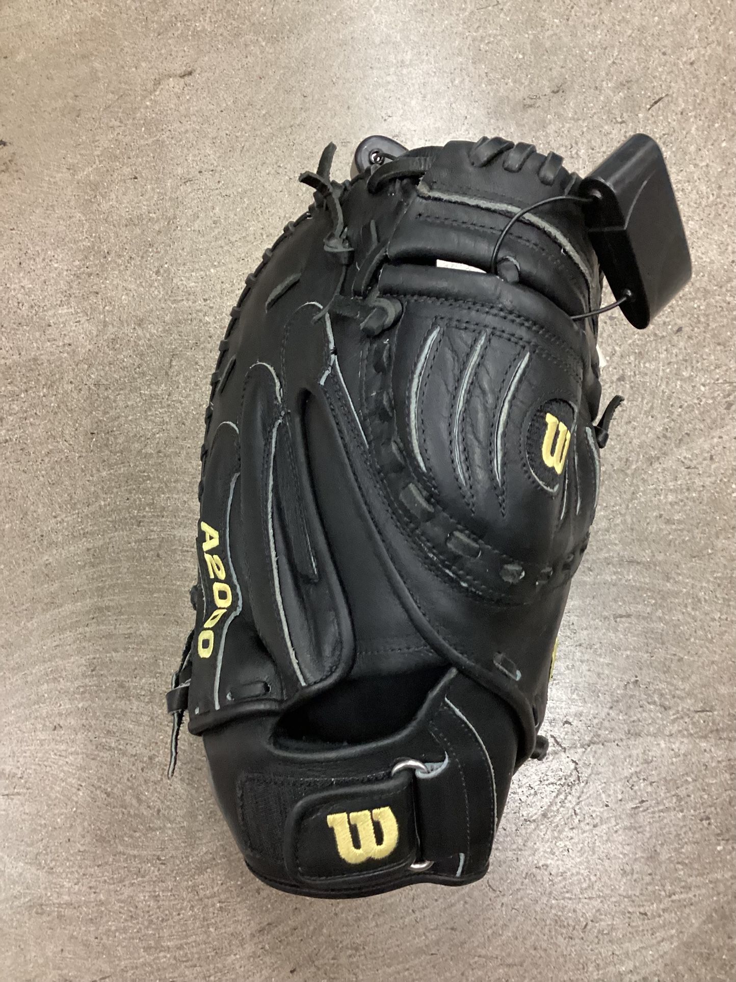 Used Wilson A2000 Softball 33” Pro Stock Catcher’s Glove (Read Description)