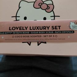 Lovely Luxury Set Hello Kitty