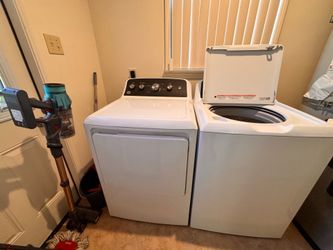 GE Washer & Gas Dryer Set – Like New – $700 OBO for Both