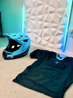 Seven IDP MTB Helmet And Body Armor