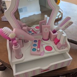 Melissa & Doug Pretend Play Make-up Set 
