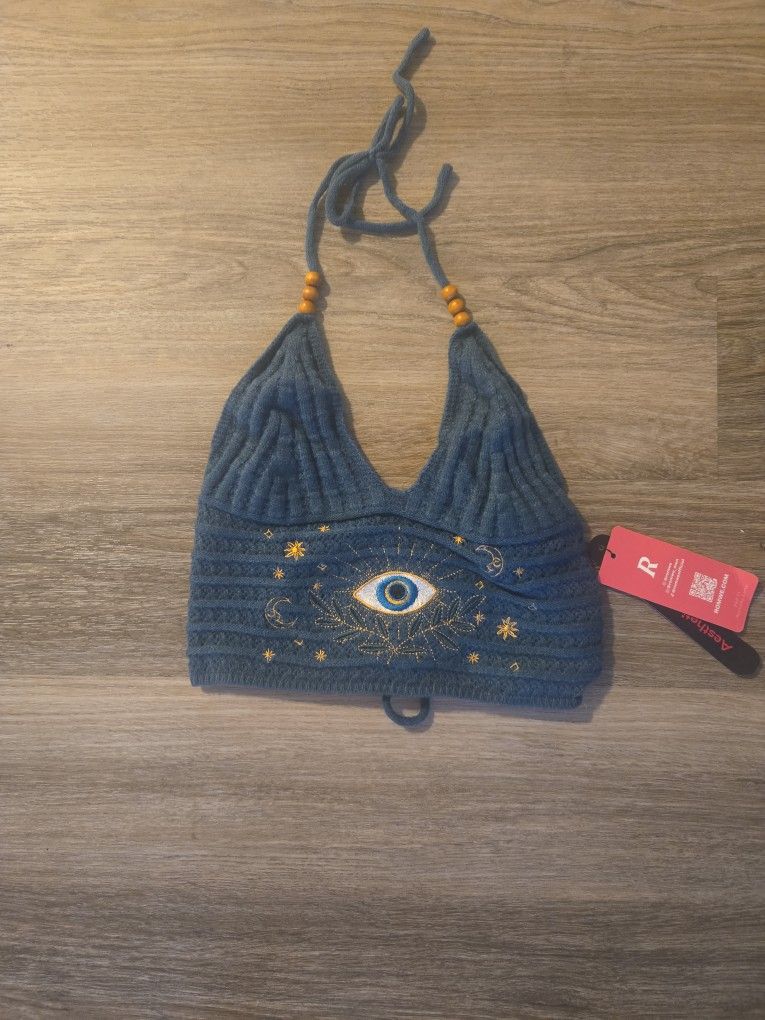 Lace Up Halter With Eye In The Middle