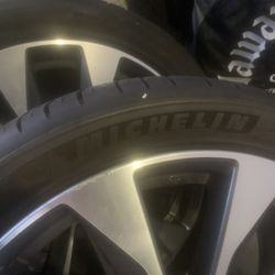 Michelin Tires With Wheels Included