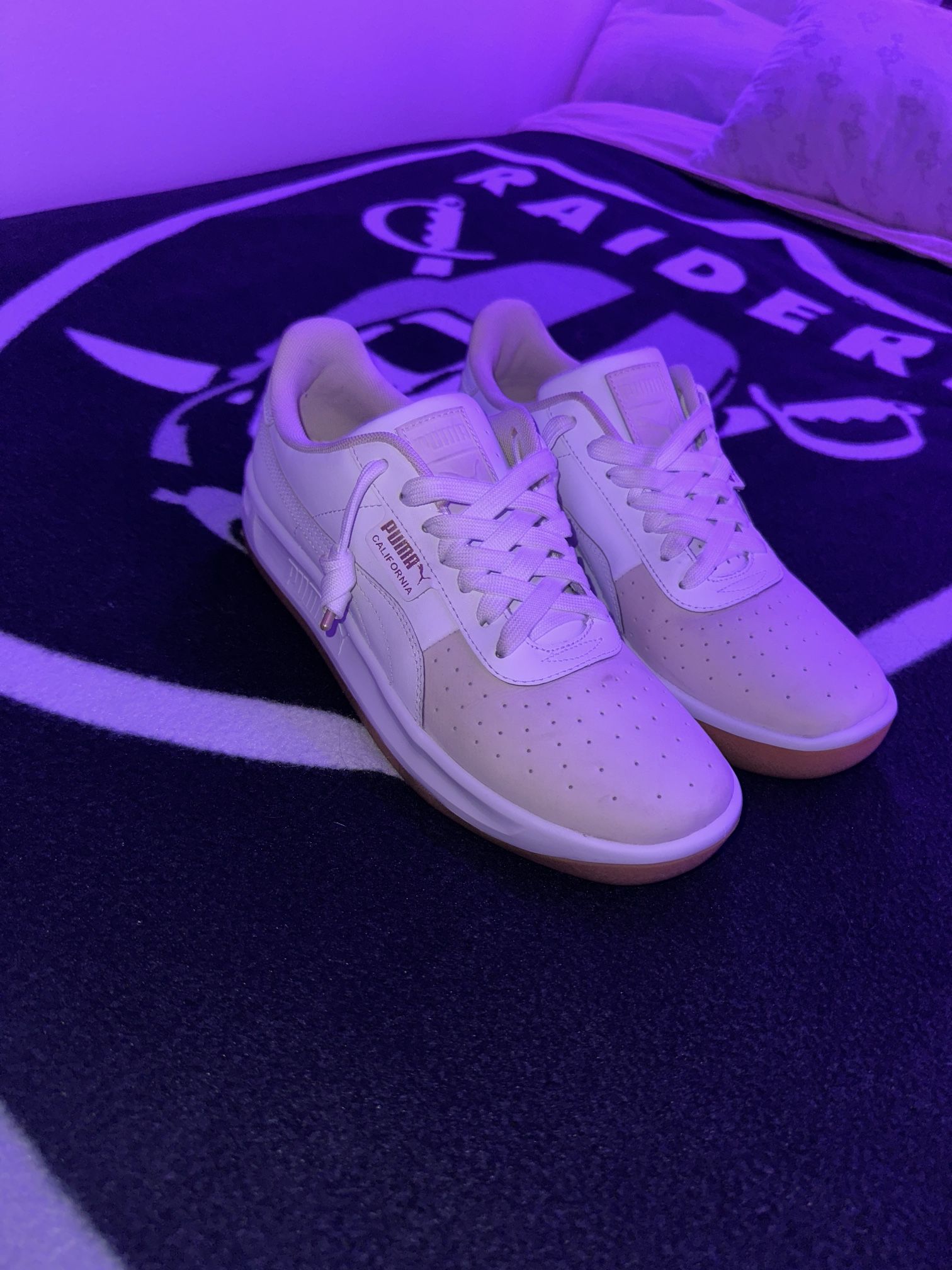 Puma Sneakers