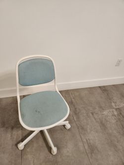 Ikea kids office chair