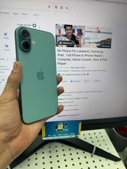 iPhone 16 