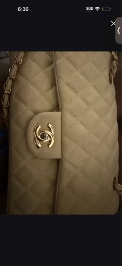 Strap is tornish authentic channel purse other then that nothings wrong with it