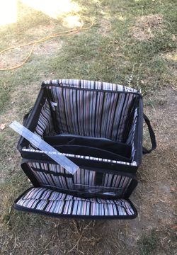 Art bag with wheels