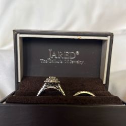 Engagement & Wedding Ring 