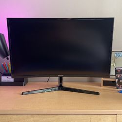 SSamsung Curved monitor 