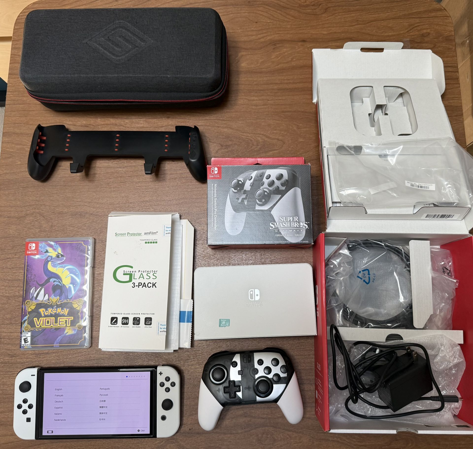 Nintendo Switch OLED Bundle + Pro Controller + Case/Grip + Pokémon Violet