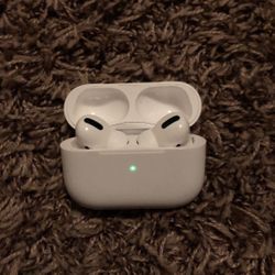 AirPods Pro - Almost New