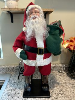 1990 Animated Santa Clause With Moving Candle 