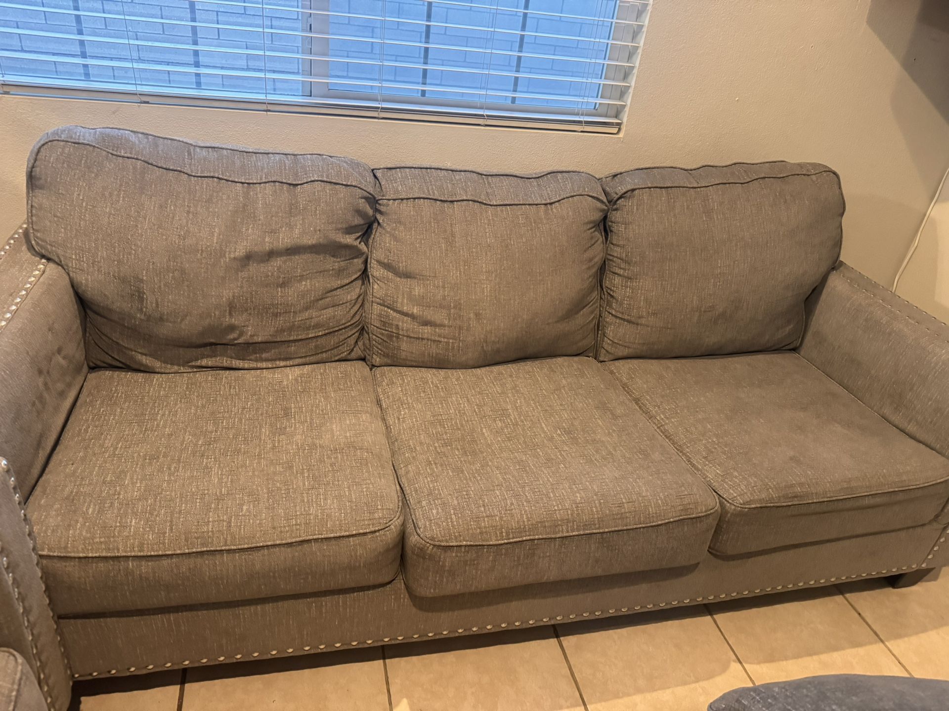 Gray Pull Out Bed Couch And Love Seat