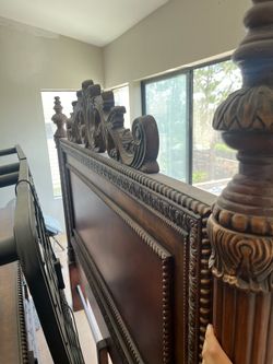 KING SIZE WOODEN BED FRAME (CORONA, CA)