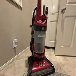 Hoover Wind Tunnel Vacuum 