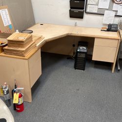 FREE computer Desk