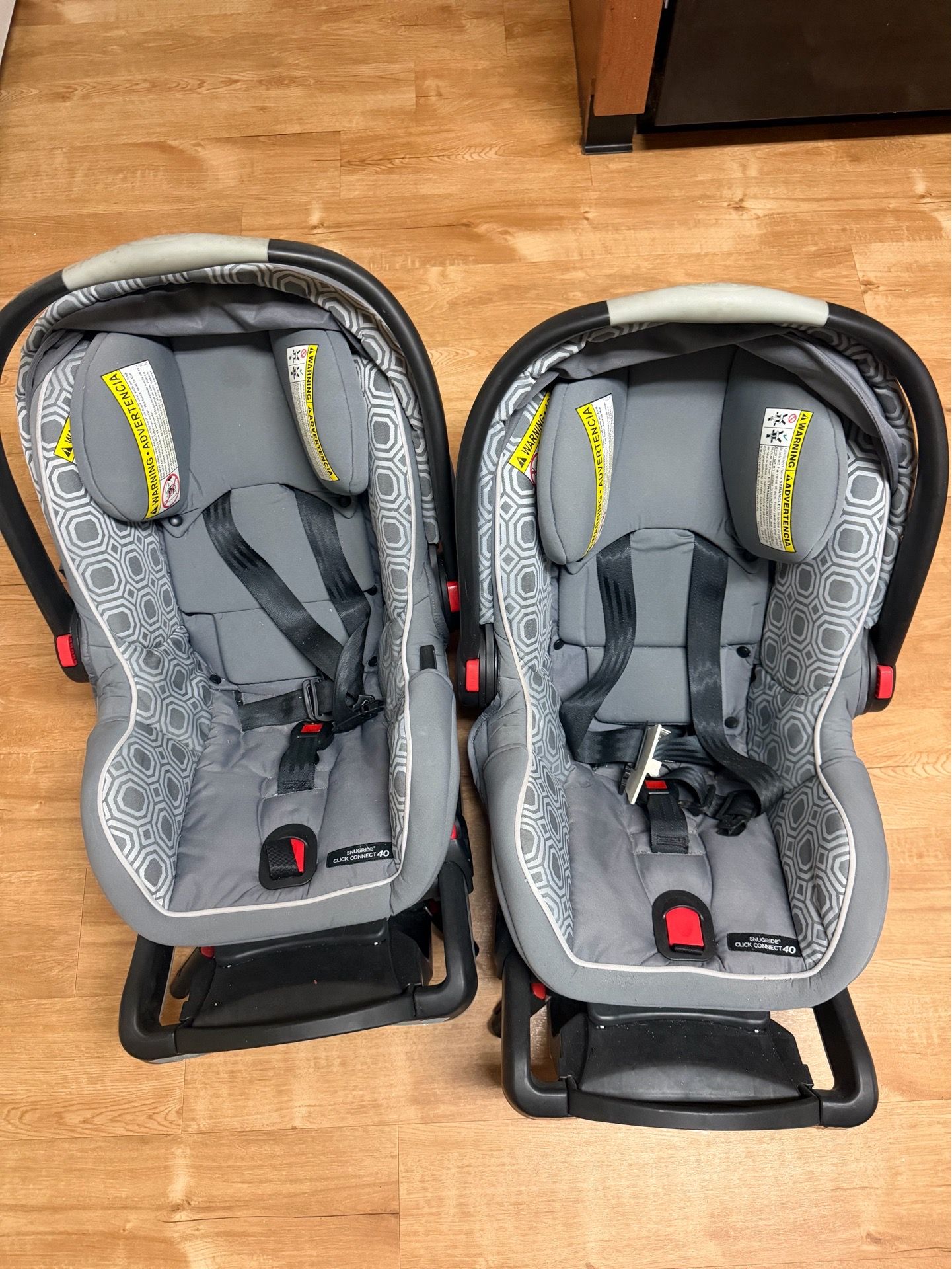 Snugride Click Connect 40 Car Seats- Infant/baby car seats