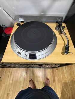 Denon Direct Drive DP-2500A Quartz Turntable