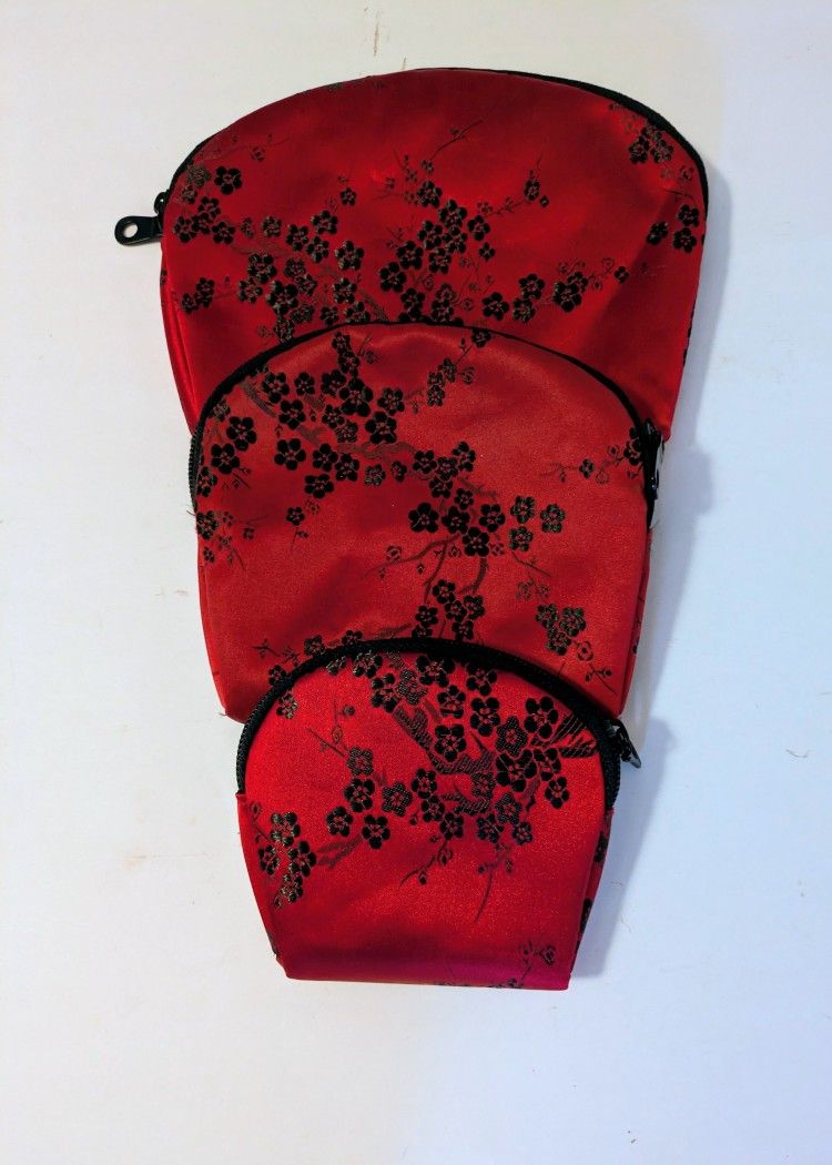 Change Purse And Matching Makeup Cosmetic Bags Red Floral Bundle Three