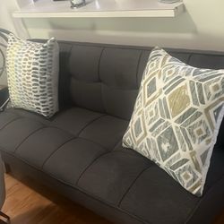 Sofa Futon  Very Goood Condition, No Stain