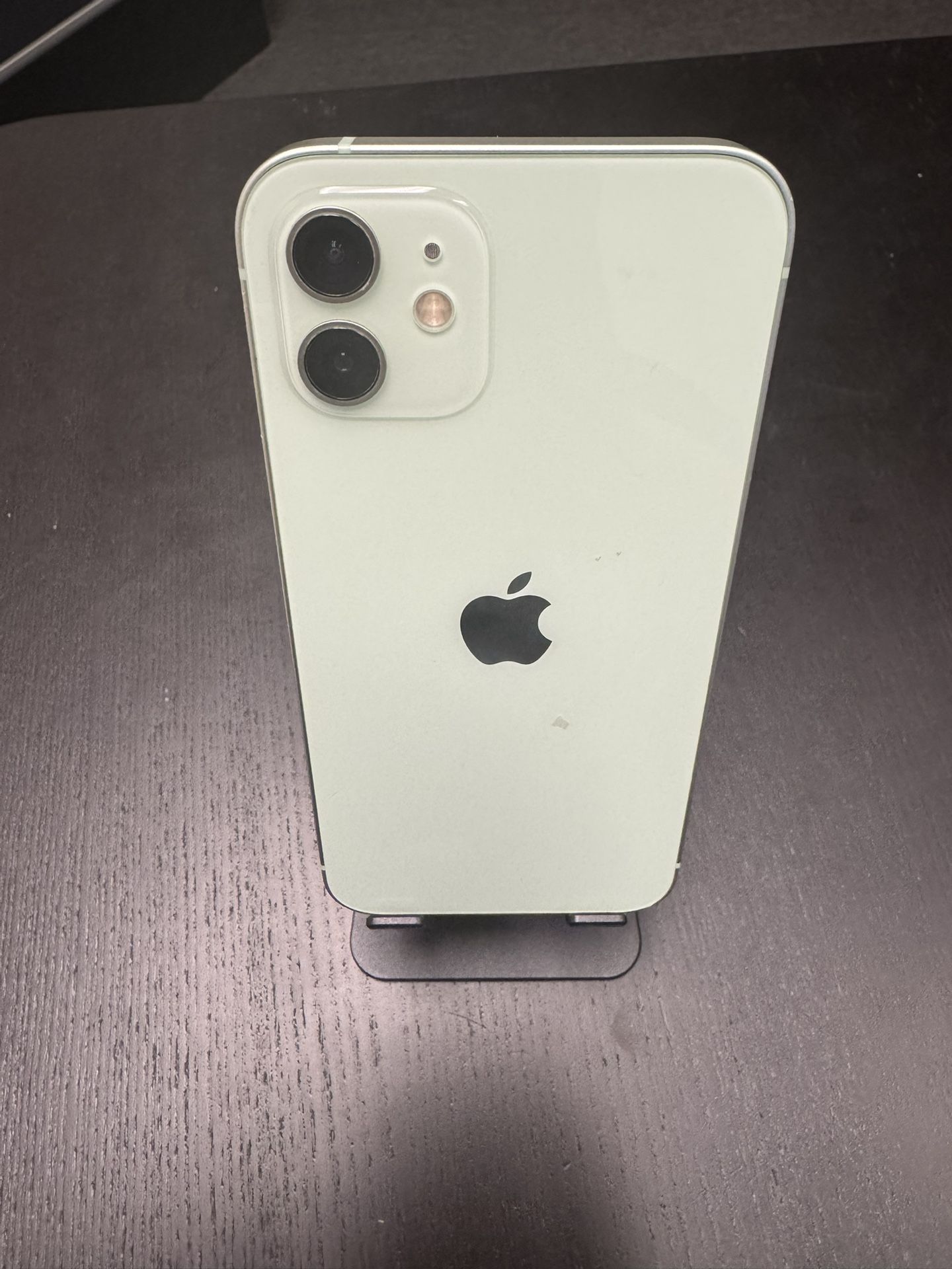 Apple iPhone 12 64GB Unlocked